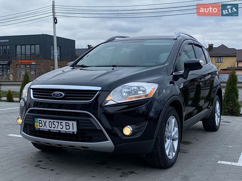 Внедорожник / Кроссовер Ford Kuga 2012 в Виннице