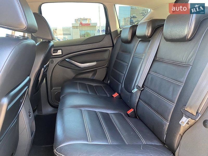 Внедорожник / Кроссовер Ford Kuga 2012 в Житомире