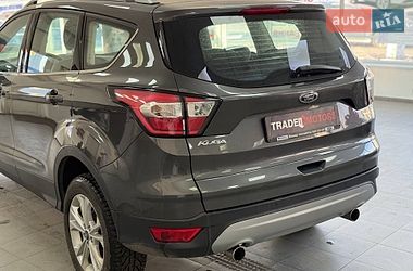 Внедорожник / Кроссовер Ford Kuga 2019 в Киеве