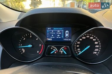 Позашляховик / Кросовер Ford Kuga 2015 в Чернігові
