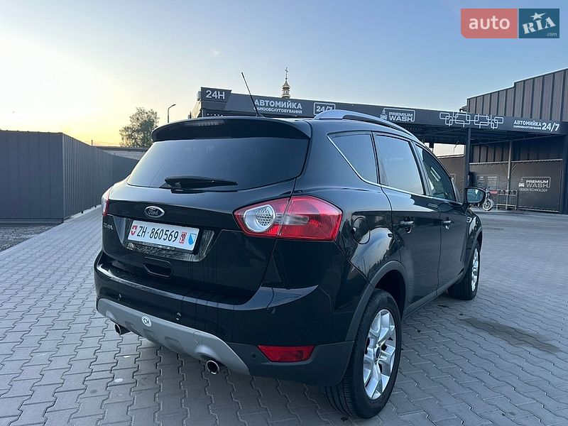 Внедорожник / Кроссовер Ford Kuga 2012 в Луцке