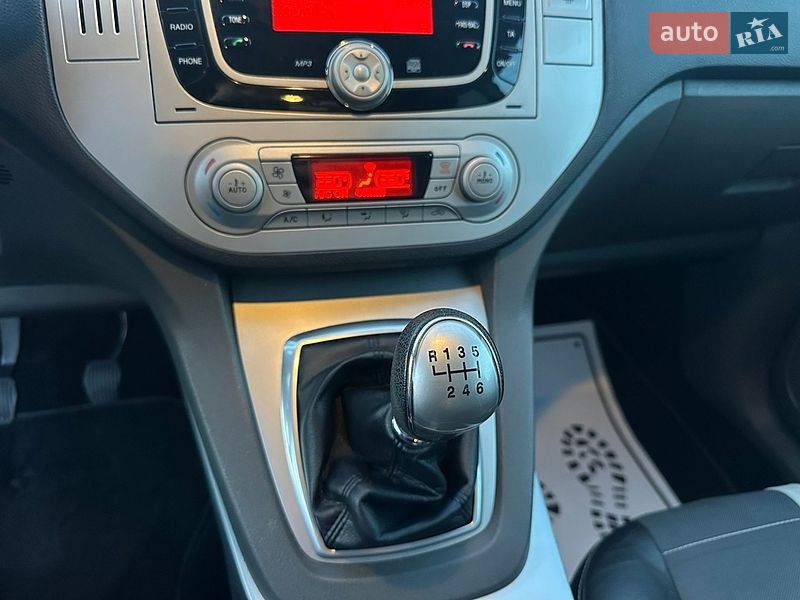 Внедорожник / Кроссовер Ford Kuga 2012 в Луцке