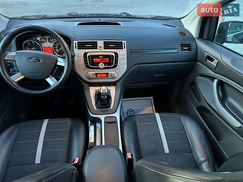 Внедорожник / Кроссовер Ford Kuga 2012 в Луцке