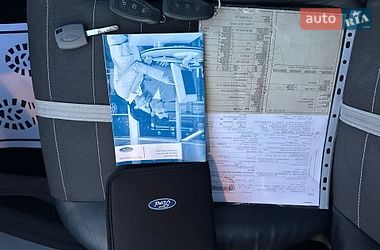 Внедорожник / Кроссовер Ford Kuga 2012 в Луцке