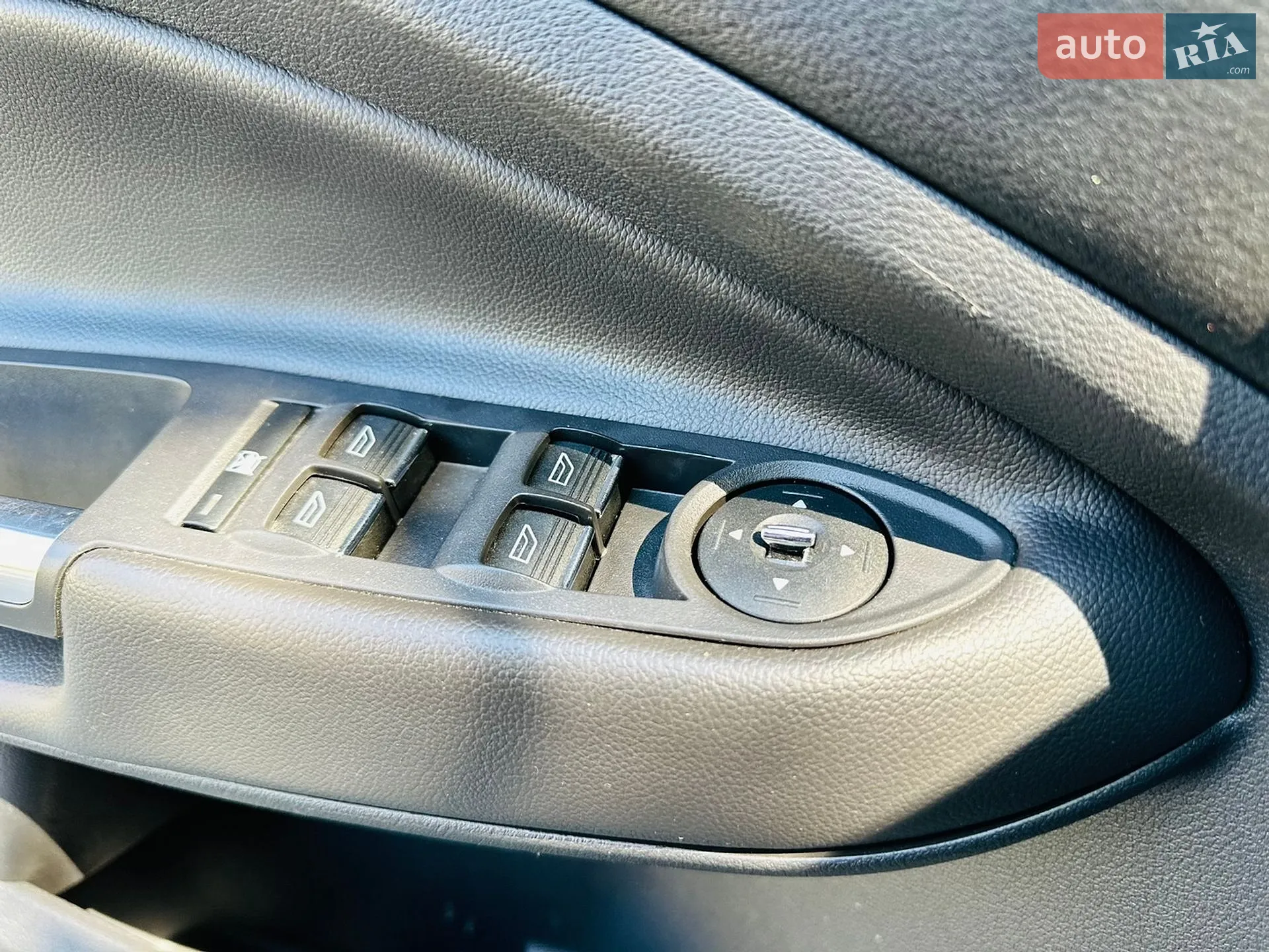 2013 Ford Kuga - мініатюра 27