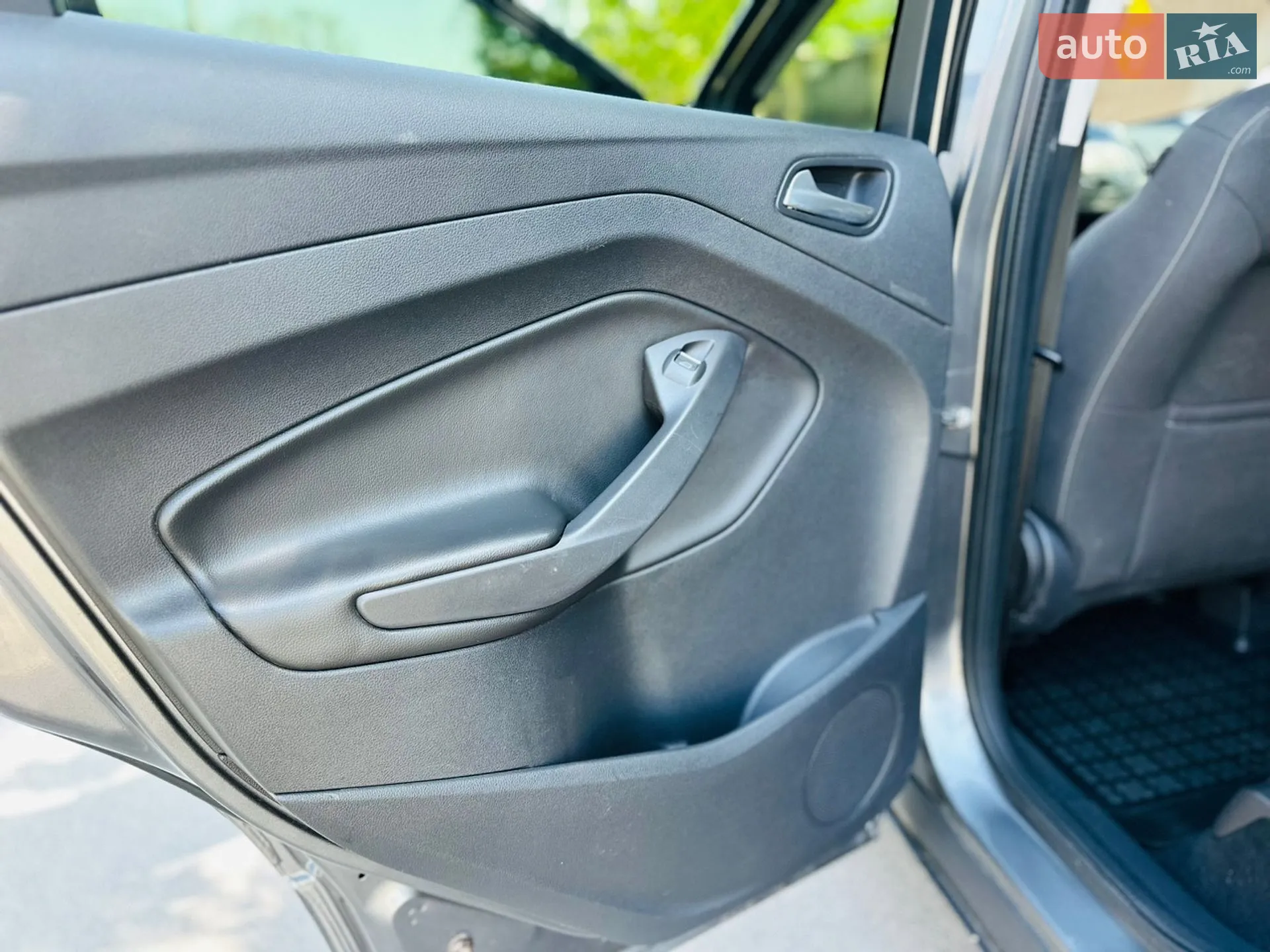 2013 Ford Kuga - мініатюра 28