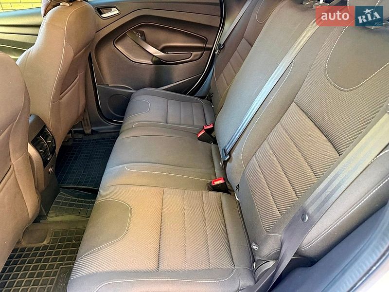 Внедорожник / Кроссовер Ford Kuga 2013 в Хмельницком