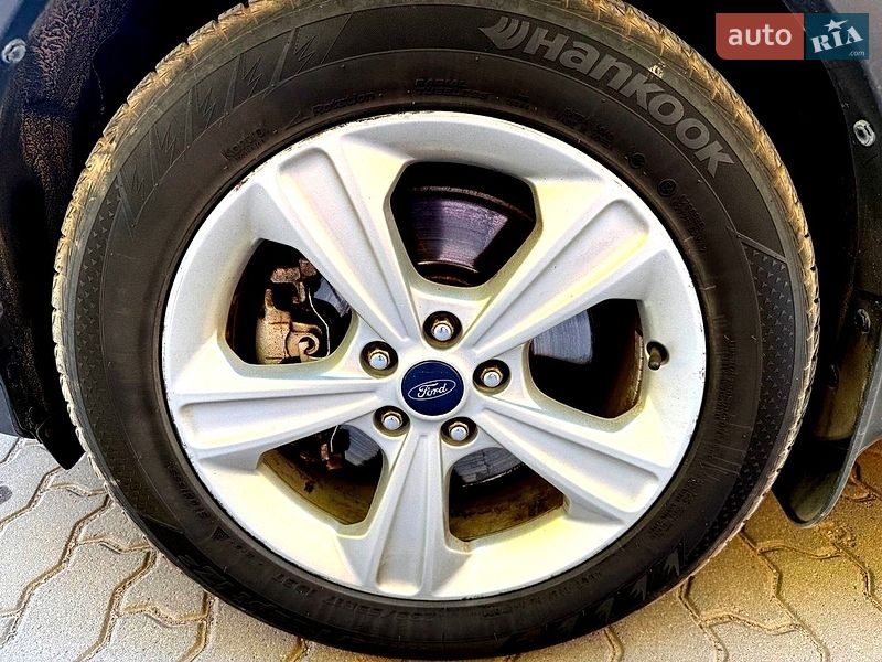 Внедорожник / Кроссовер Ford Kuga 2013 в Хмельницком