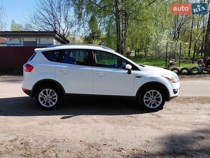 Позашляховик / Кросовер Ford Kuga 2012 в Ніжині фото 4 Позашляховик / Кросовер Ford Kuga 2012 в Ніжині