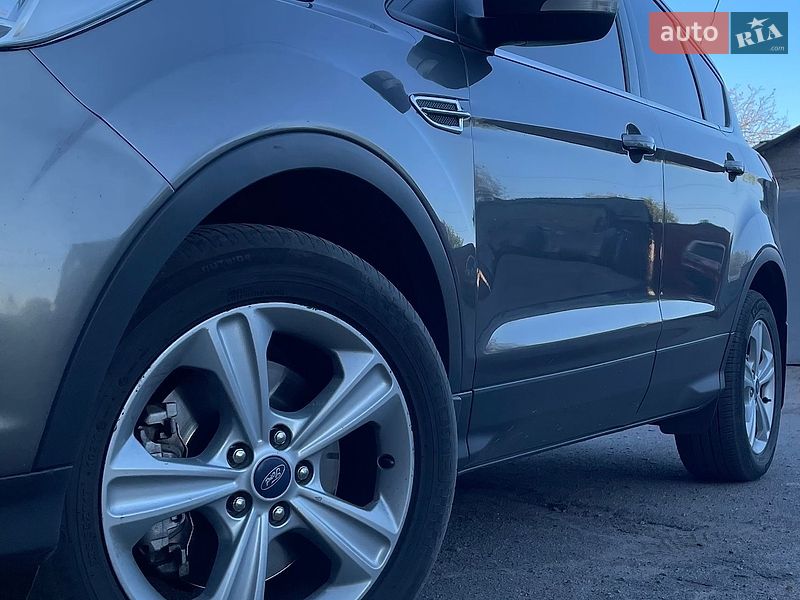 Позашляховик / Кросовер Ford Kuga 2013 в Кропивницькому