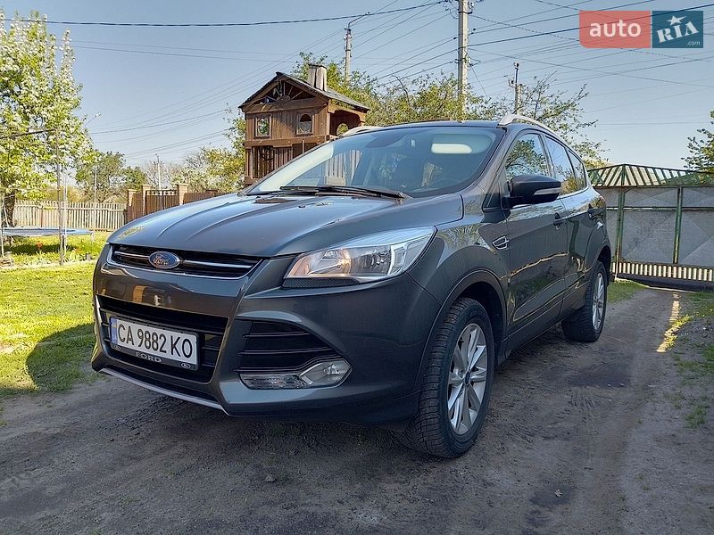 Внедорожник / Кроссовер Ford Kuga 2016 в Каменке