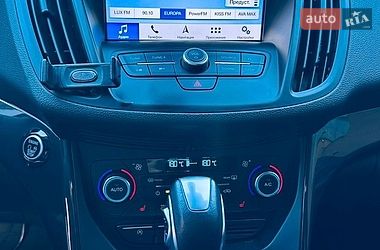 Внедорожник / Кроссовер Ford Kuga 2019 в Днепре
