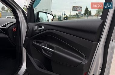 Внедорожник / Кроссовер Ford Kuga 2013 в Тернополе