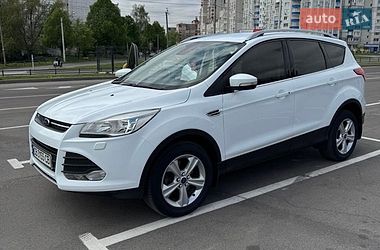Внедорожник / Кроссовер Ford Kuga 2015 в Чернигове
