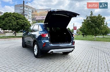 Позашляховик / Кросовер Ford Kuga 2021 в Кропивницькому