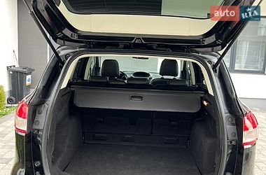 Позашляховик / Кросовер Ford Kuga 2013 в Львові