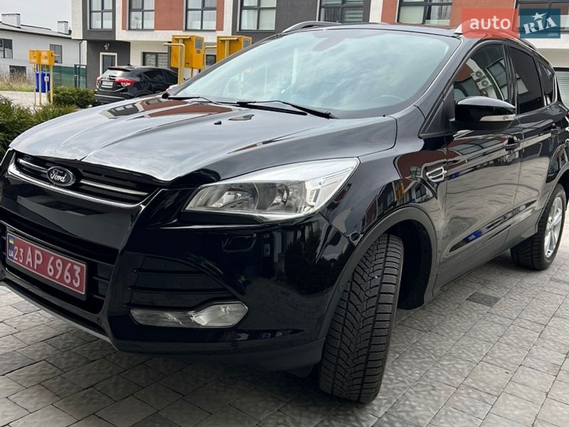 Позашляховик / Кросовер Ford Kuga 2013 в Львові