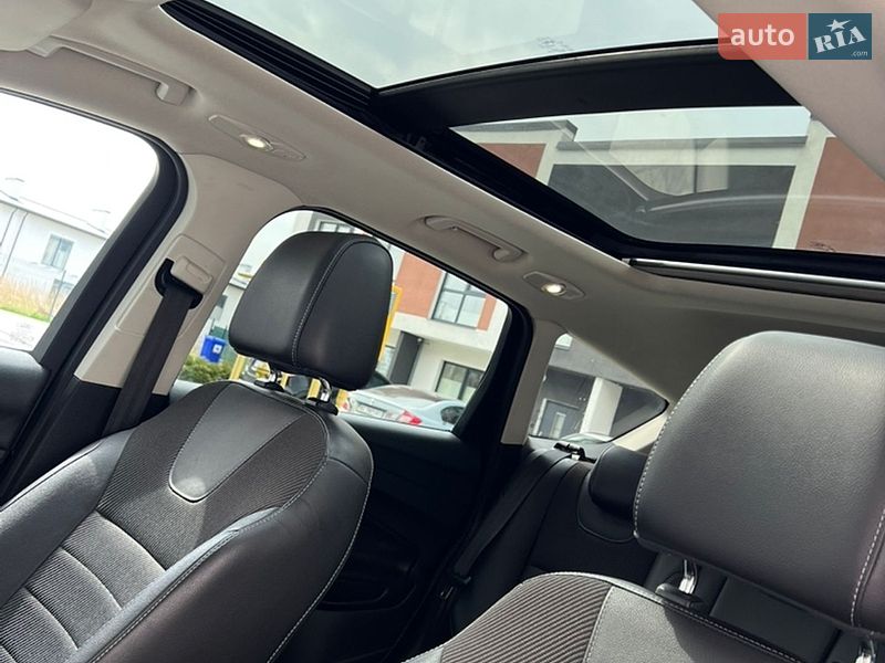Позашляховик / Кросовер Ford Kuga 2013 в Львові