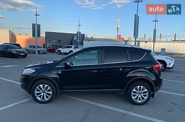 Позашляховик / Кросовер Ford Kuga 2012 в Києві