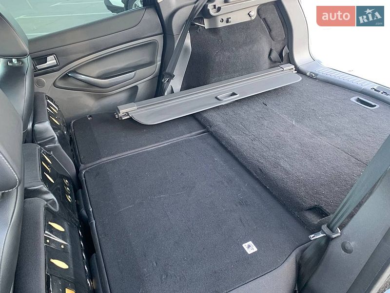 Позашляховик / Кросовер Ford Kuga 2012 в Києві