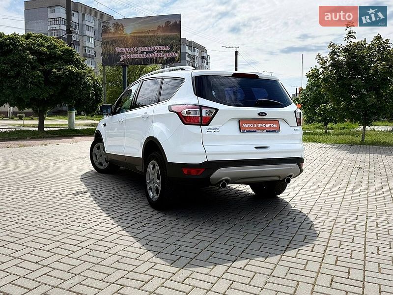 Позашляховик / Кросовер Ford Kuga 2019 в Кропивницькому