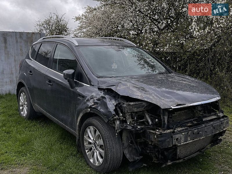 Внедорожник / Кроссовер Ford Kuga 2012 в Черкассах