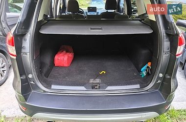 Внедорожник / Кроссовер Ford Kuga 2014 в Львове
