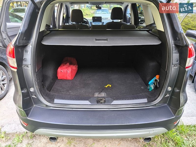 Внедорожник / Кроссовер Ford Kuga 2014 в Львове