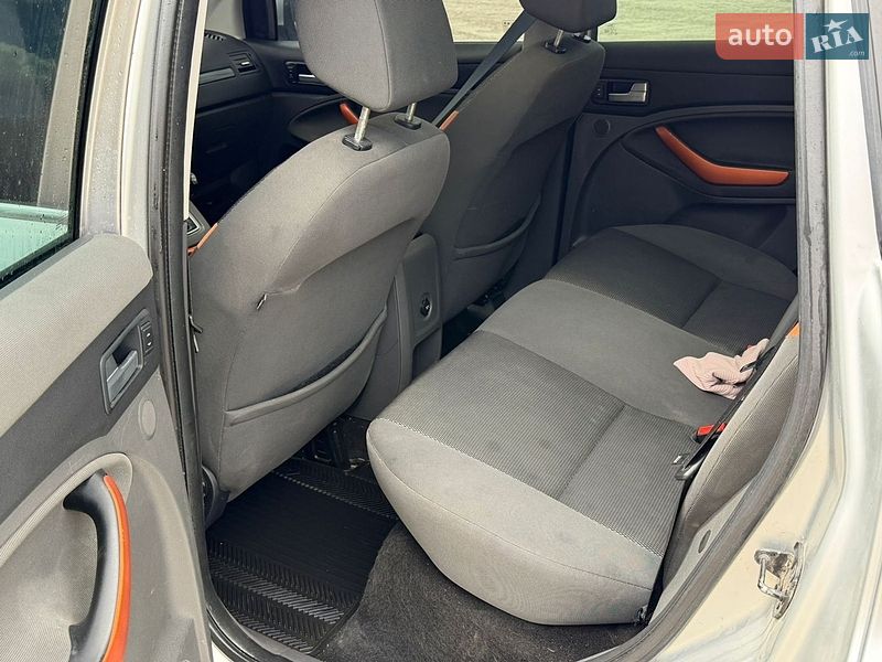 Позашляховик / Кросовер Ford Kuga 2009 в Борщеві