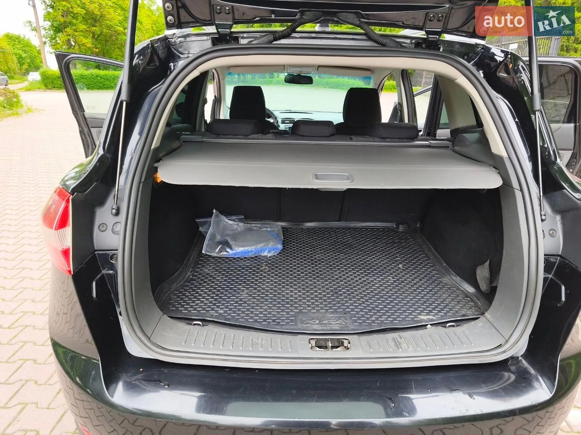 2011 Ford Kuga - мініатюра 24