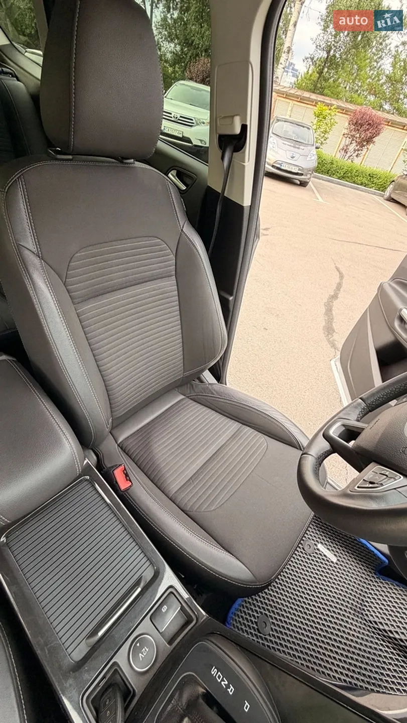 2019 Ford Kuga - мініатюра 34