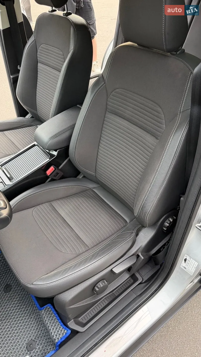 2019 Ford Kuga - мініатюра 38