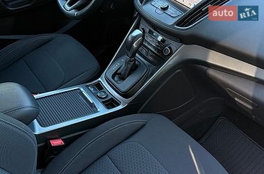 Внедорожник / Кроссовер Ford Kuga 2019 в Тернополе