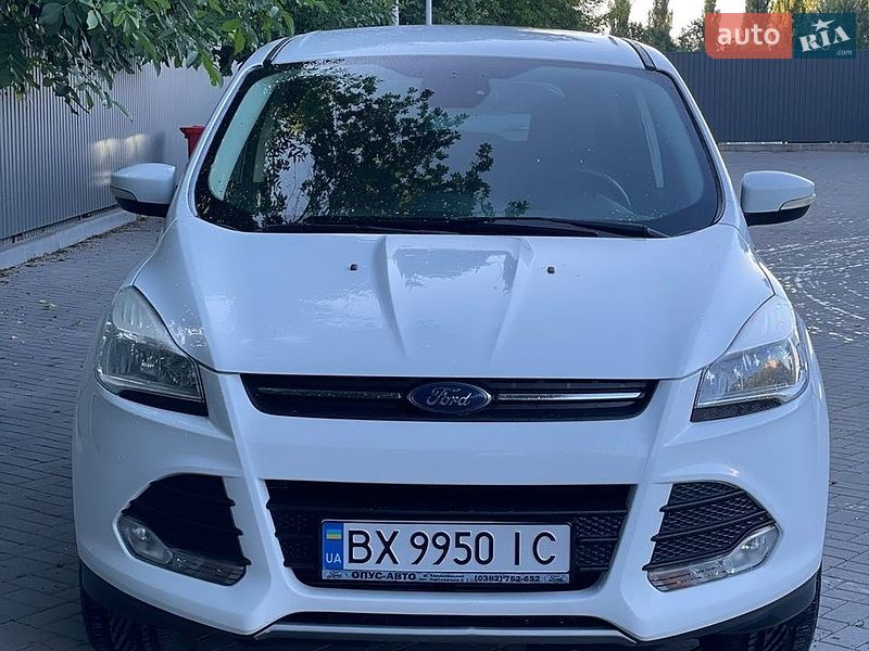 Позашляховик / Кросовер Ford Kuga 2015 в Хмельницькому