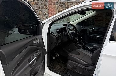 Позашляховик / Кросовер Ford Kuga 2015 в Львові