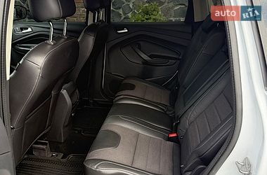 Позашляховик / Кросовер Ford Kuga 2015 в Львові