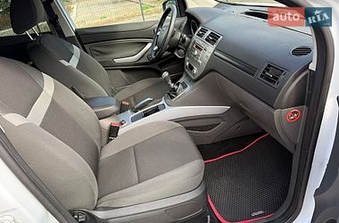 Позашляховик / Кросовер Ford Kuga 2012 в Дніпрі