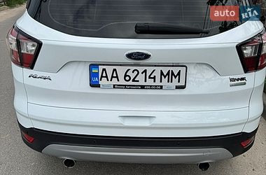 Внедорожник / Кроссовер Ford Kuga 2017 в Киеве