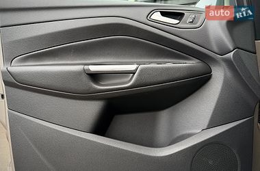 Позашляховик / Кросовер Ford Kuga 2019 в Києві