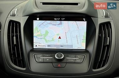 Позашляховик / Кросовер Ford Kuga 2019 в Києві