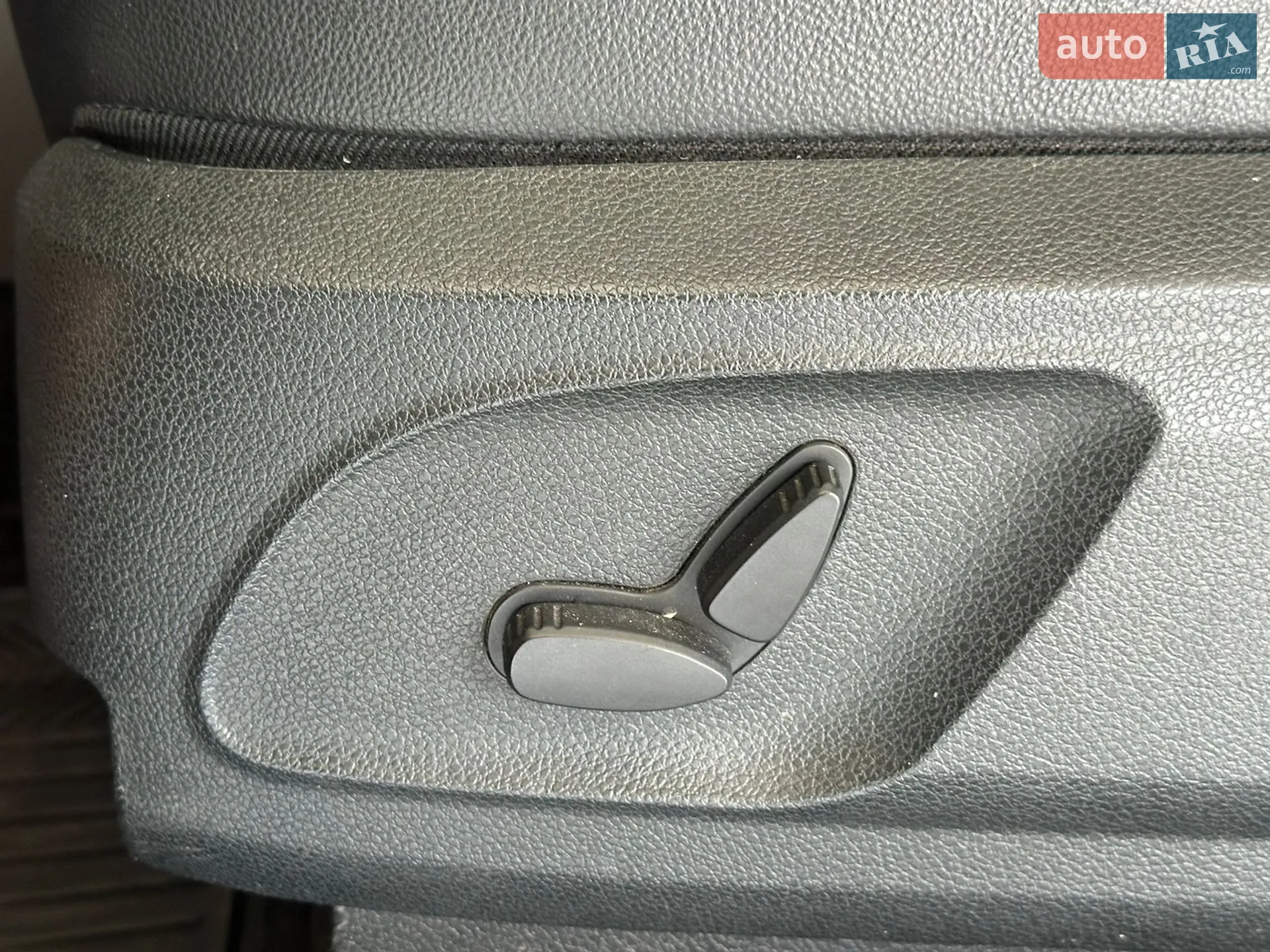 2011 Ford Kuga - мініатюра 16