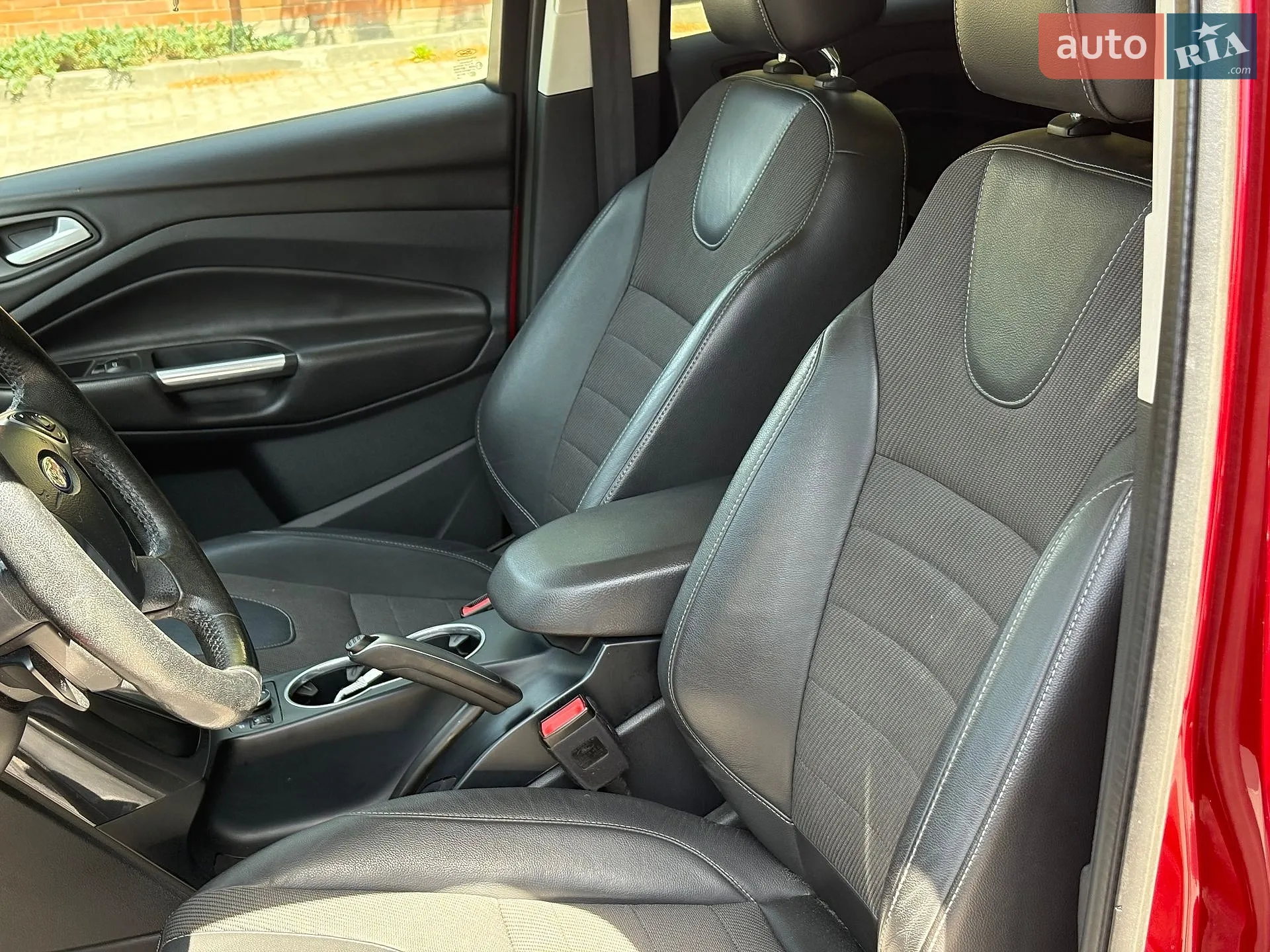 2015 Ford Kuga - мініатюра 32