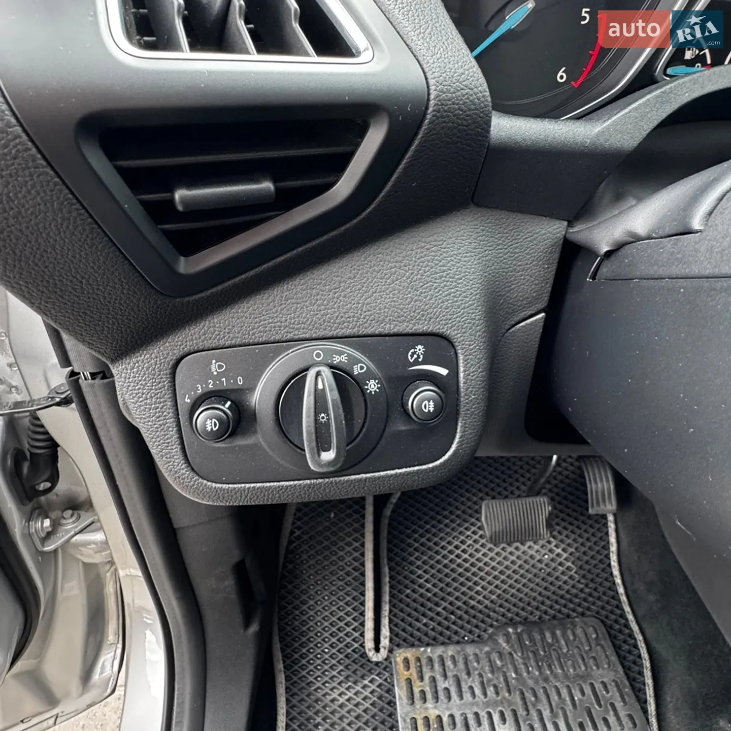 2019 Ford Kuga - мініатюра 23