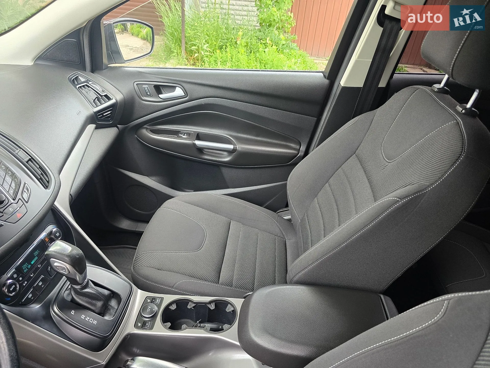 2016 Ford Kuga - мініатюра 19