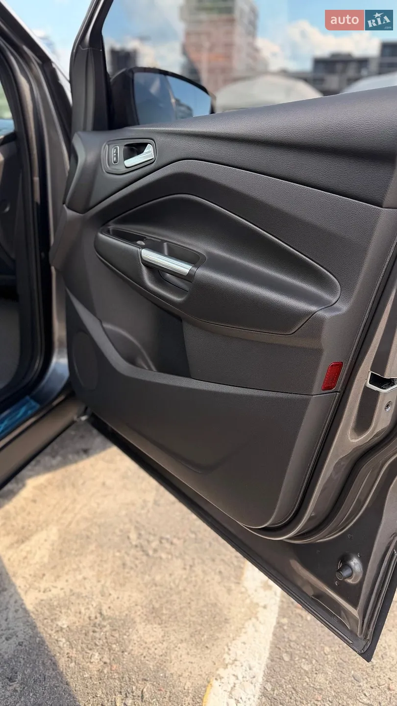 2021 Ford Kuga - мініатюра 20