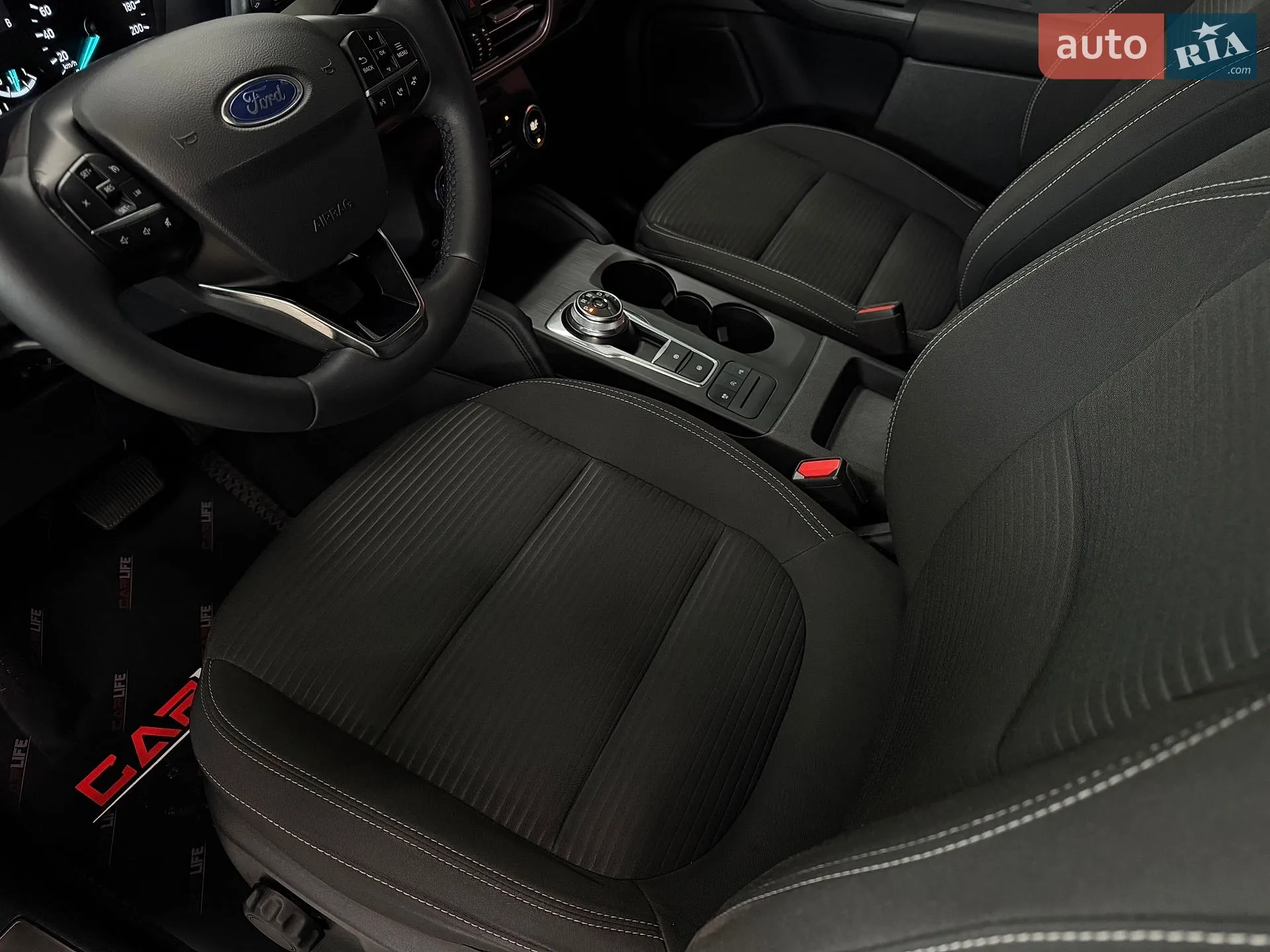2020 Ford Kuga - мініатюра 36