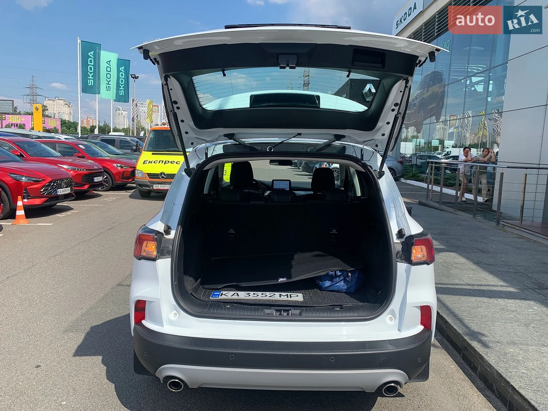 2020 Ford Kuga - мініатюра 8