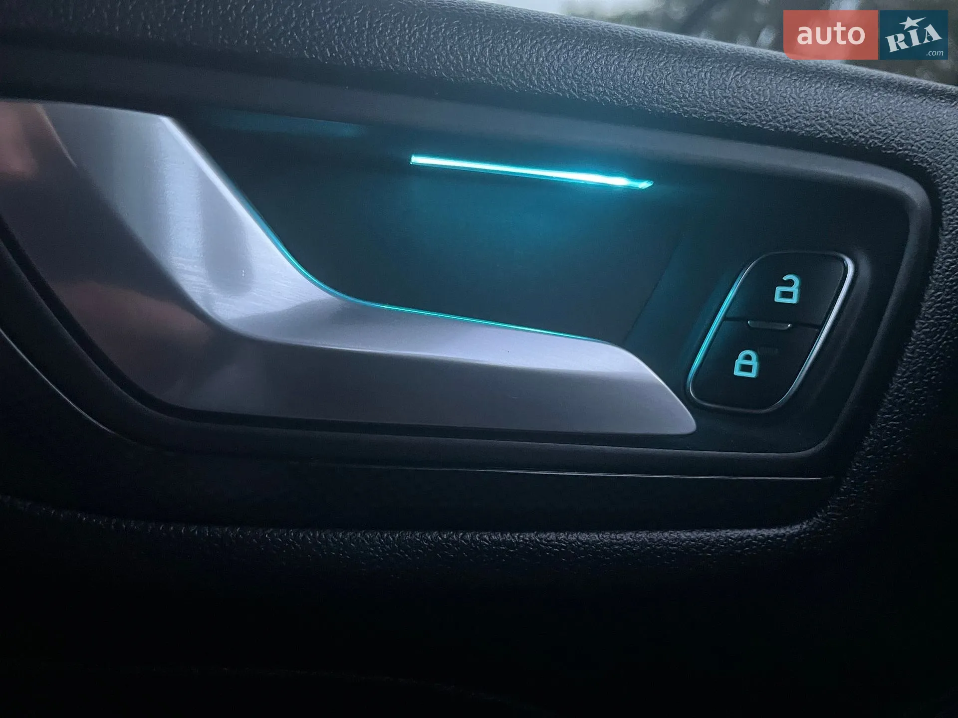 2021 Ford Kuga - мініатюра 11