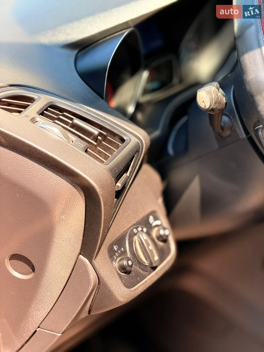 2015 Ford Kuga - мініатюра 25