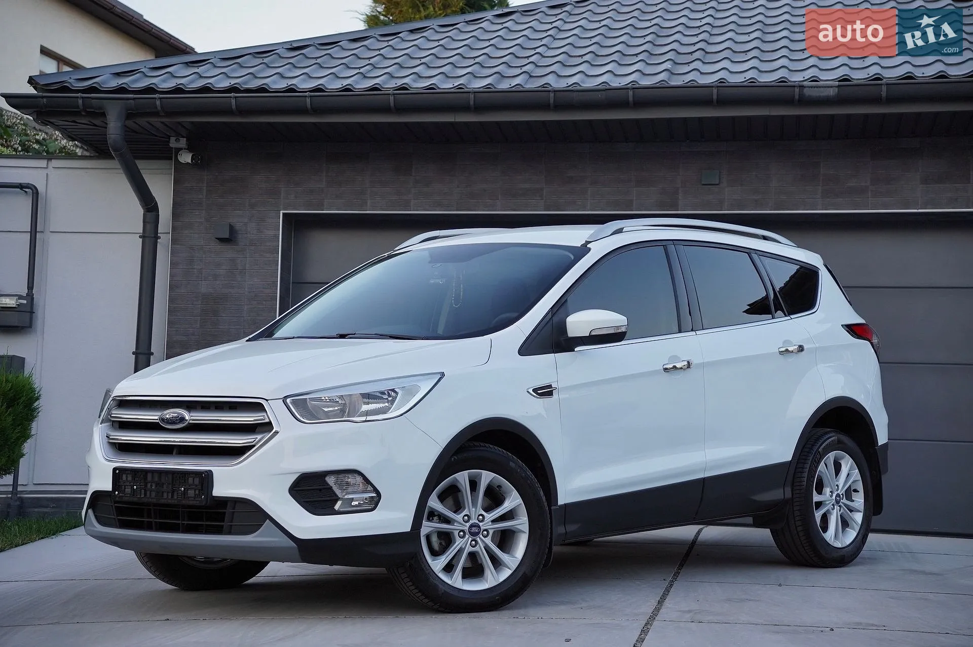2018 Ford Kuga - фото 1